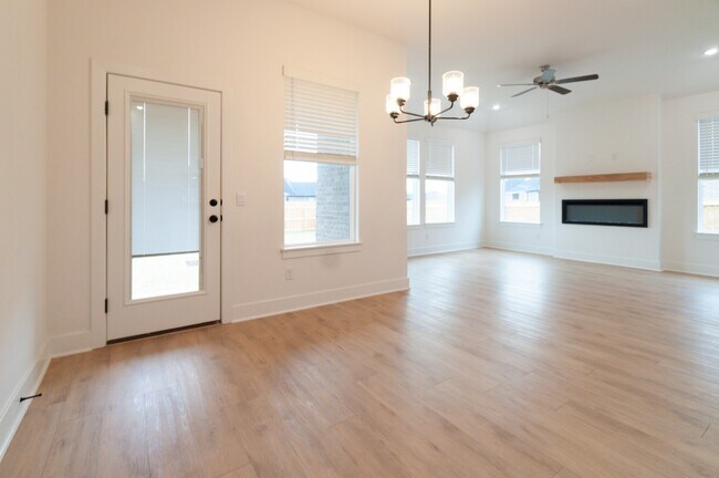 Building Photo - 453 W Gosling Isle