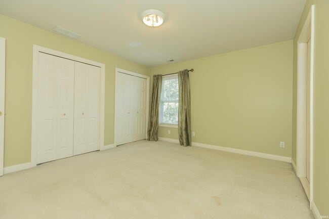 Building Photo - 4595 Prescott Dr