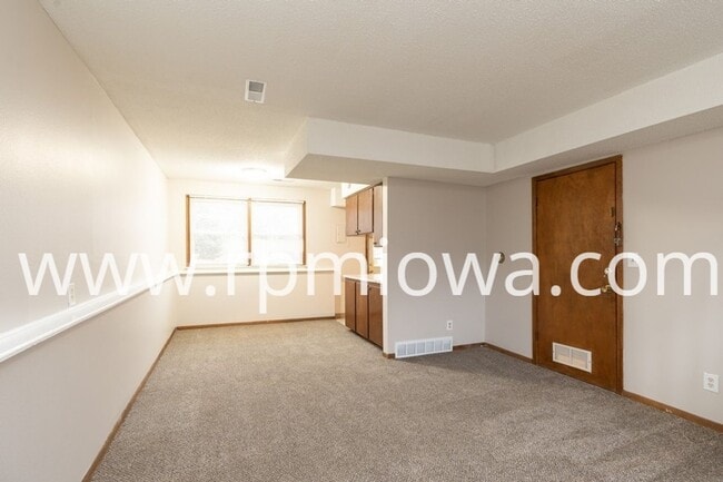 Building Photo - 3424 SW 42nd St