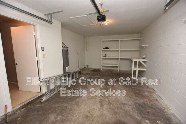 Building Photo - 1212 Waterview Blvd W