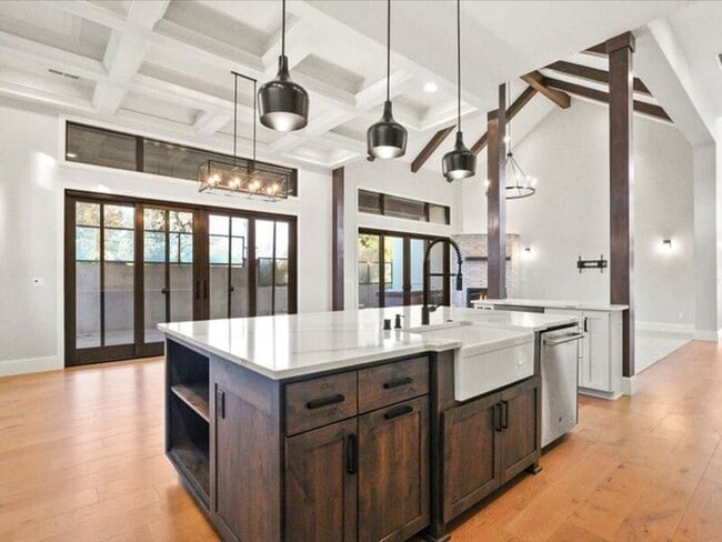 Building Photo - 3500 S Morain St