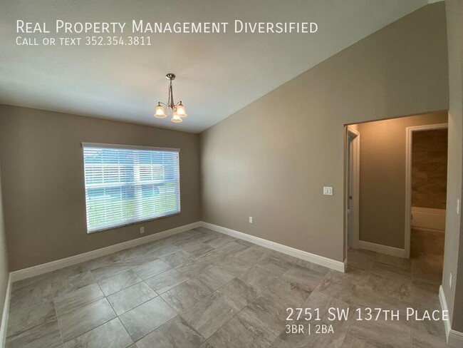 Building Photo - 2751 SW 137th Pl