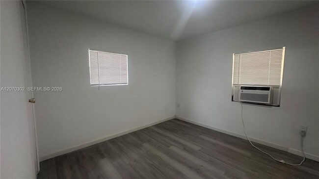 Building Photo - 11942 Anchorage Way