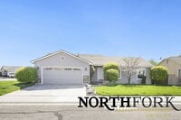 Building Photo - Comfortable, clean Meridian, Idaho Home available today!