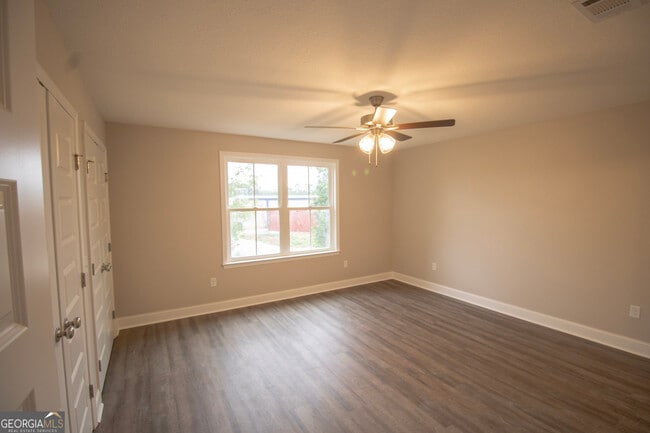 Building Photo - 142 Gentilly Rd
