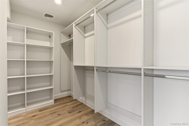 Building Photo - 98 Burt Ave