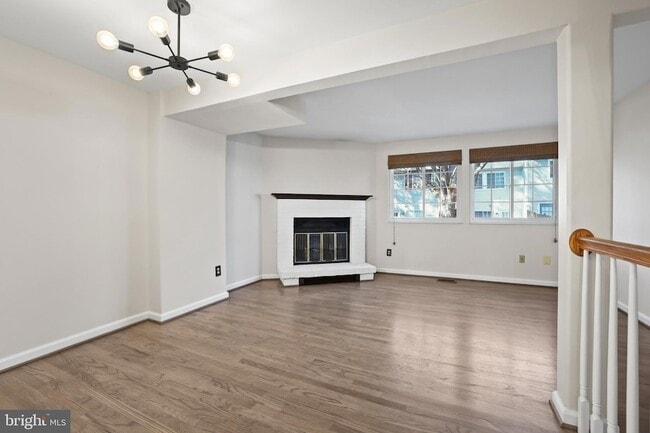 Building Photo - 2858 New Providence Ct