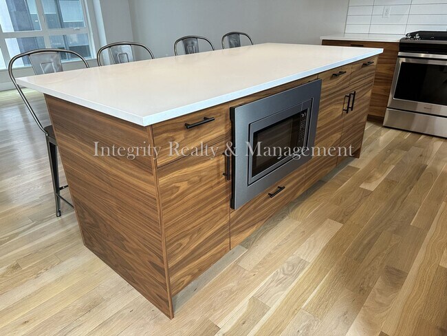 Building Photo - 2939 W 23rd Ave