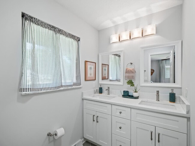 Building Photo - 8040 Strongsville Blvd