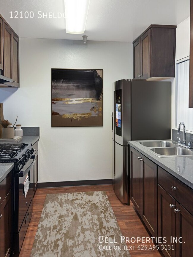 Building Photo - 12100 Sheldon St