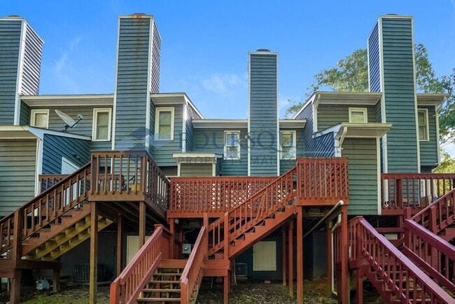 Building Photo - Bright 2-Bed / 2.5-Bath Townhome with Fireplace, Back Deck & Open Living – Convenient to Cary