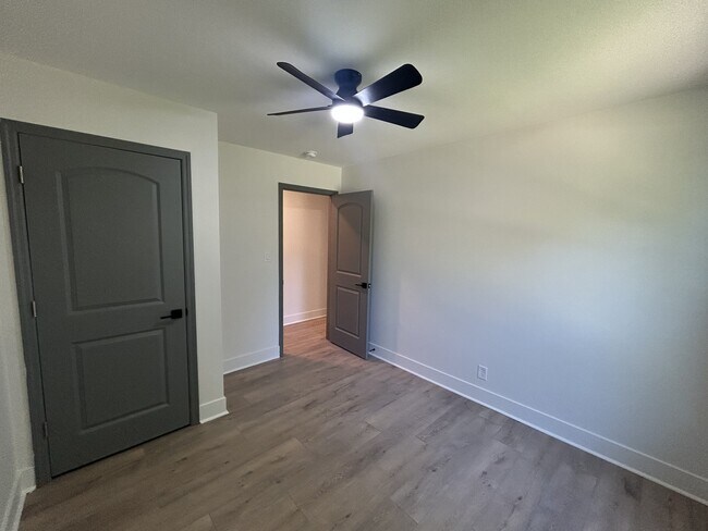 Building Photo - 1783 Warfield Dr