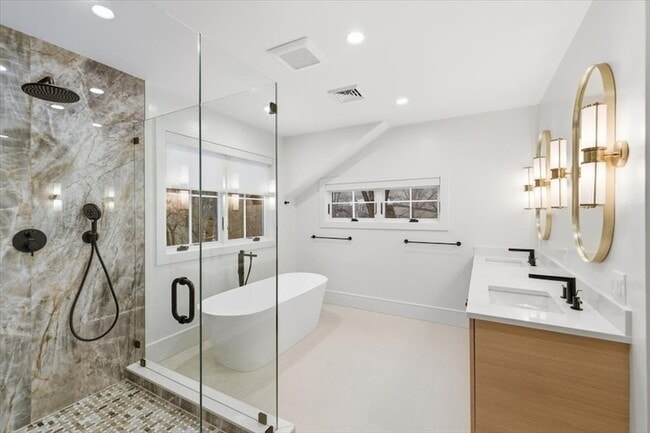 Building Photo - 22 Kruger Rd