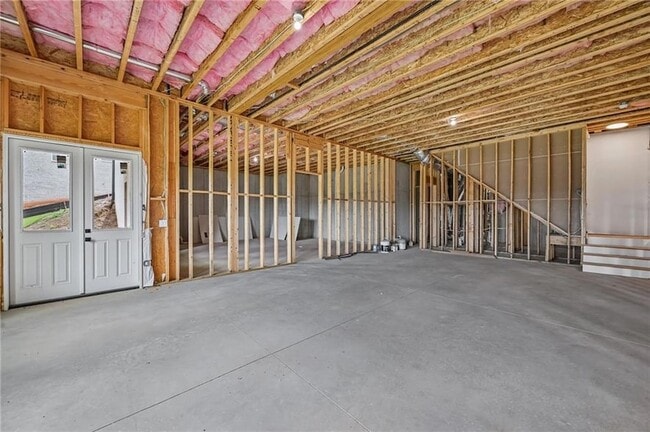 Building Photo - 3263 N Bogan Rd NE
