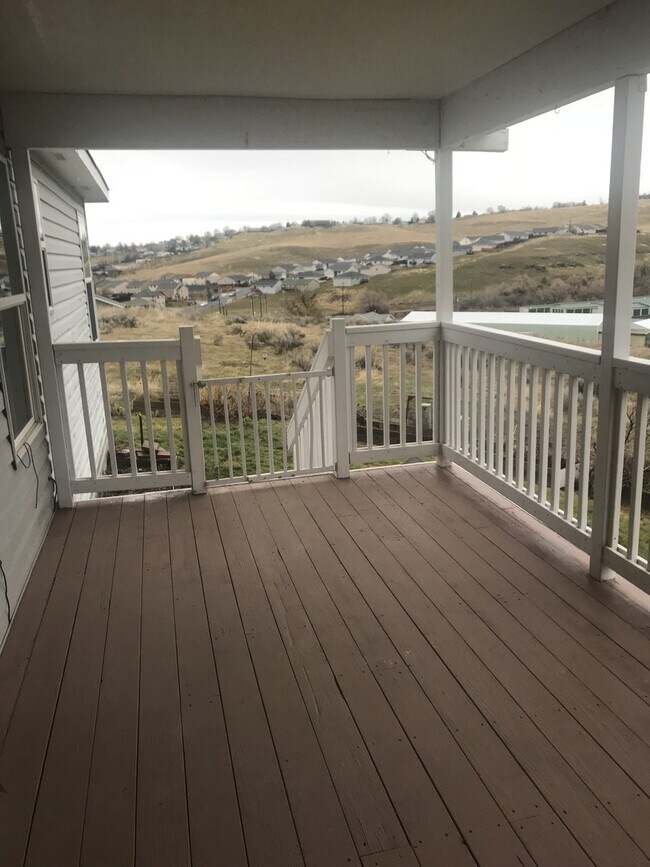 Building Photo - 1506-1508 SW Athens Ave