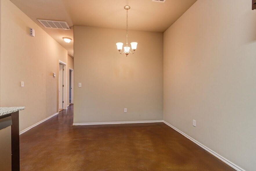 Building Photo - 101 Ashley Dr