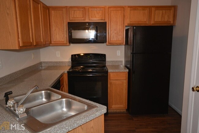 Building Photo - 1525 Eastern Sunrise Ln