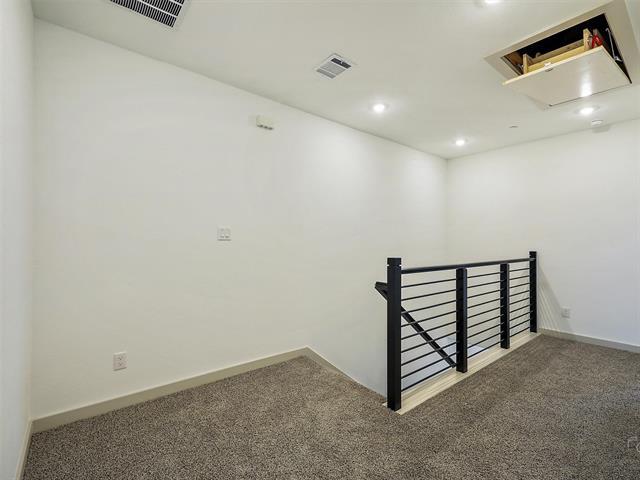 Building Photo - 543 Eiseley Dr
