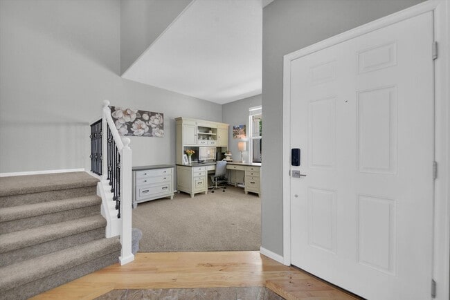 Building Photo - Welcome Home to this beautiful 5-bedroom h...