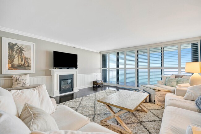 Building Photo - 100 S Beach Rd