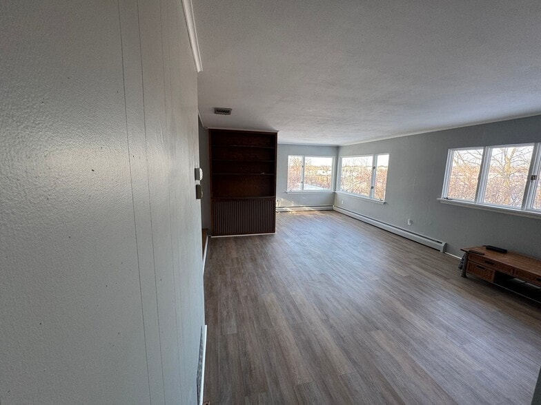 Building Photo - 3482 Sioux Dr