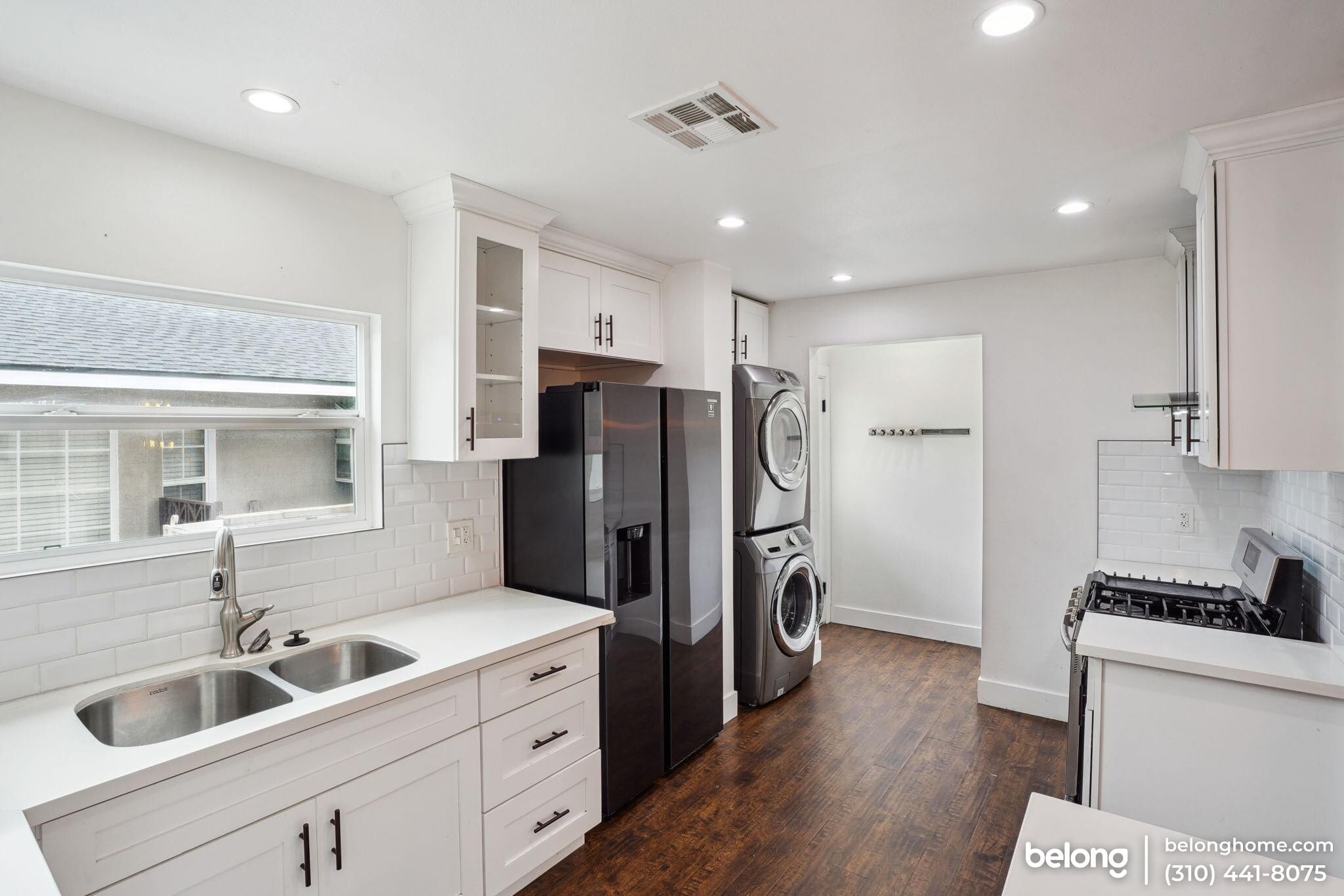 Building Photo - 1133 W 78th St