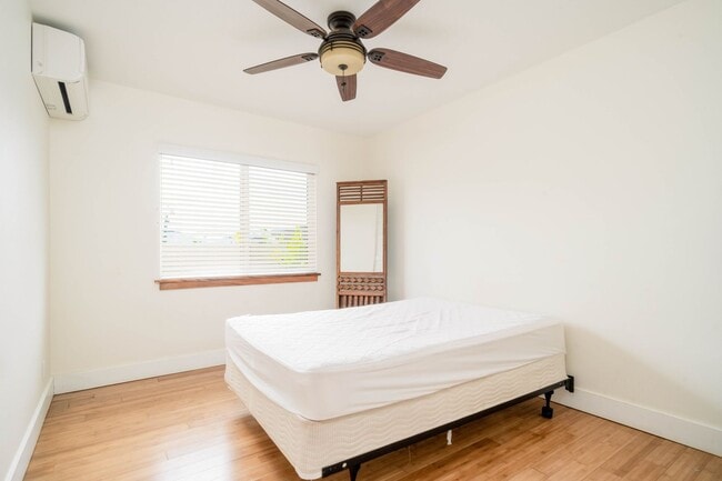 Building Photo - WAHIAWA TOWN: 4-BED, 2-BATH AVAILABLE EARLY NOV!