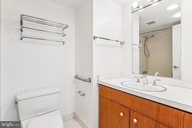 Building Photo - 1200 23rd St NW