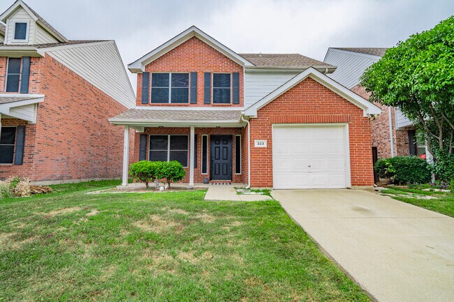 Primary Photo - 323 Celia Cir