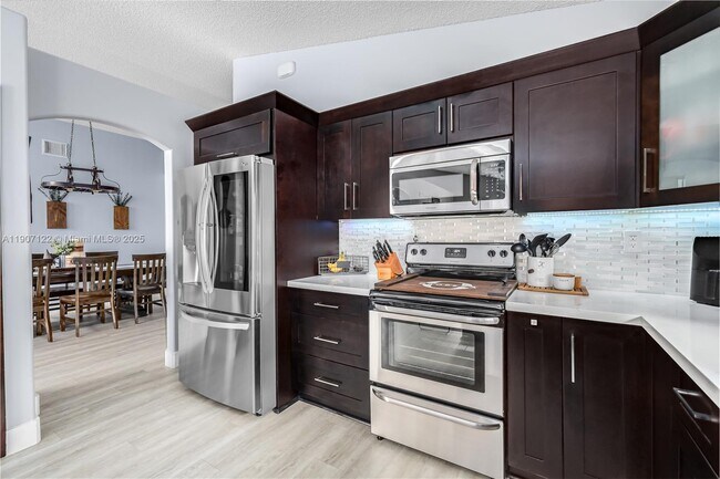 Building Photo - 19146 NW 24th Pl