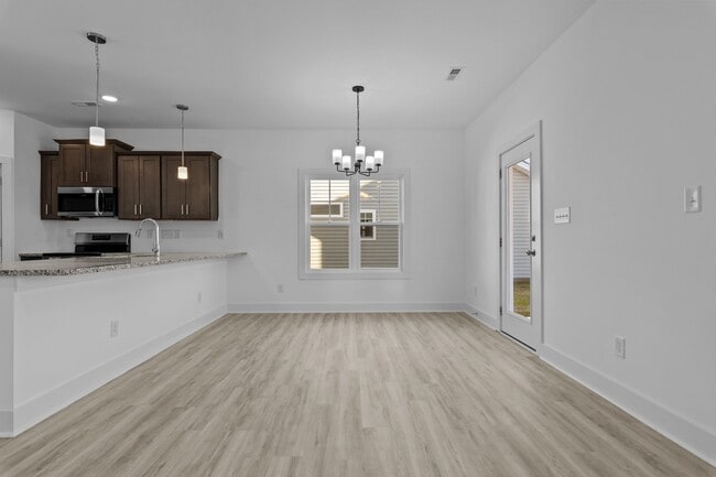 Building Photo - 136 Bourbon St