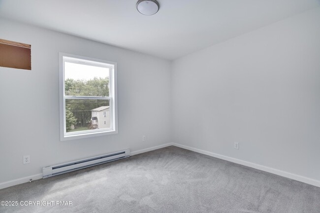 Building Photo - 458 Country Pl Dr