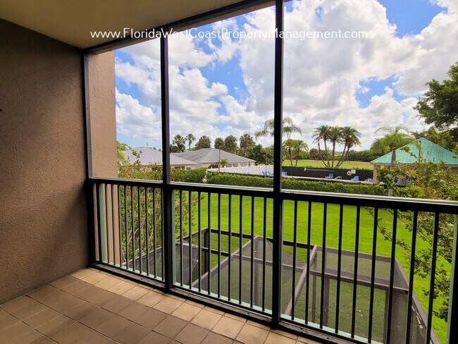 Building Photo - ANNUAL LEASE! SUPER CUTE 2 BEDROOM/2 BATH ...