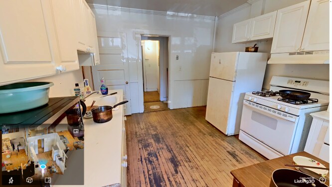 Building Photo - 11 Centre St