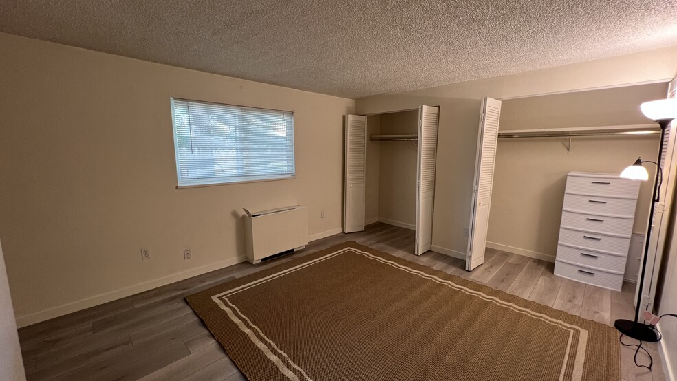 Building Photo - 3000 Colorado Ave