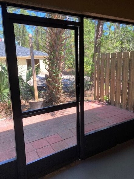 Building Photo - 29 Pony Ln