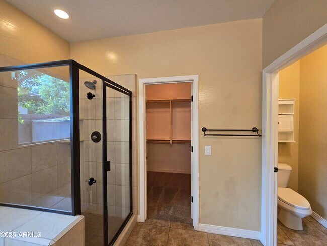 Building Photo - 4540 E Portola Valley Dr