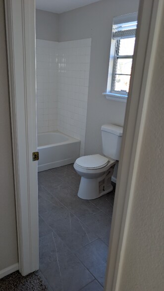 Building Photo - 8055 Decatur St