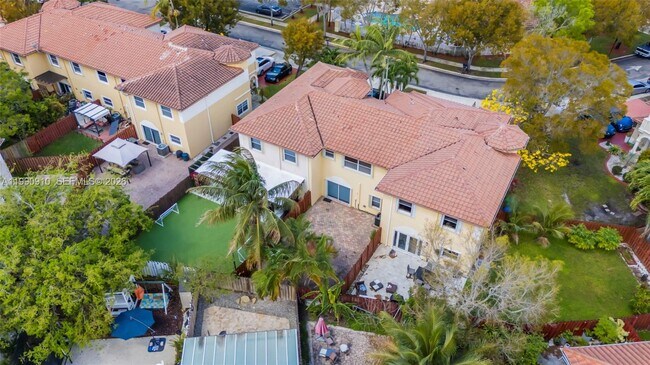 Building Photo - 4977 SW 135th Way