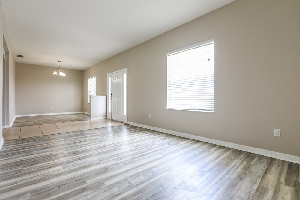 Building Photo - 15385 Lakeland Cir