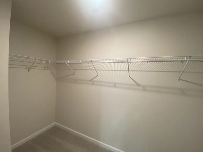 Building Photo - 1537 Woodhouse Dr