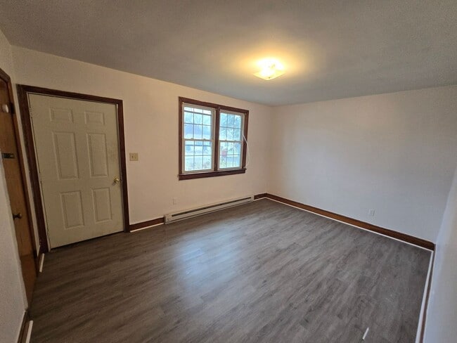 Building Photo - 2 BR DUPLEX Available Now in Petersburg - Off of Rt. 460 -