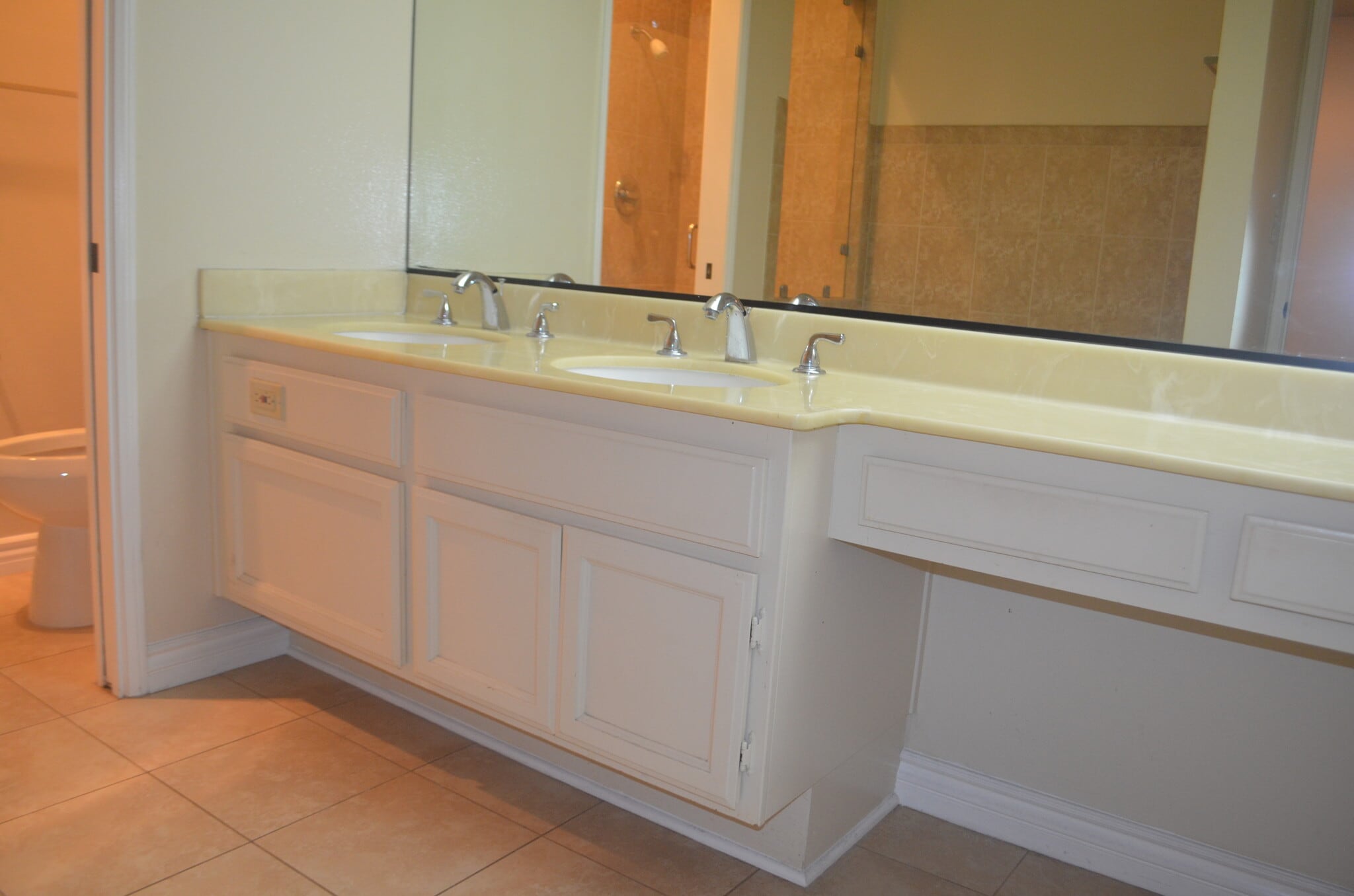 Master Bath - 330 Cordova St