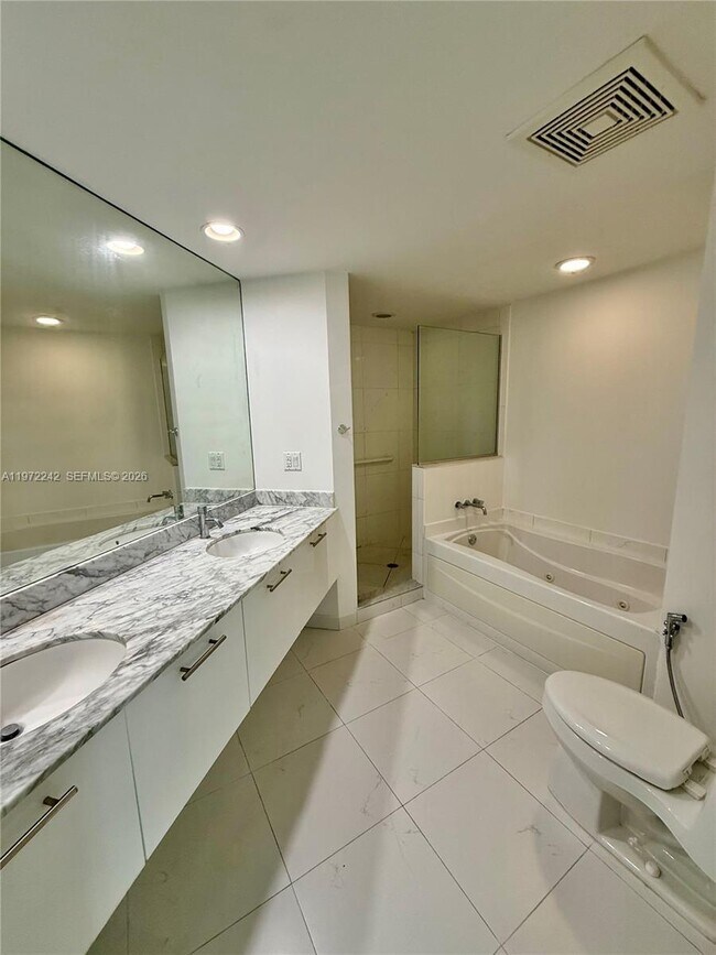 Building Photo - 55 SE 6th St