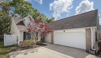 Building Photo - Spacious 3-Bedroom Home in Prime North Pen...