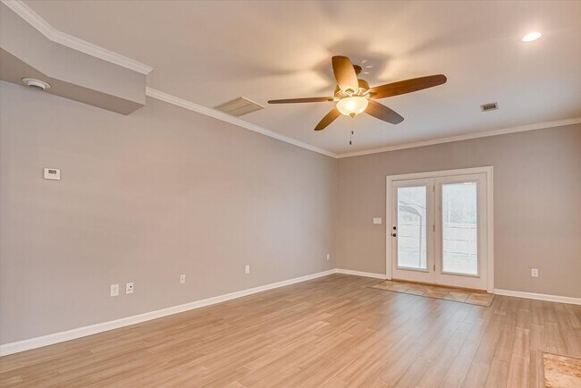 Building Photo - 4441 McManus Ct