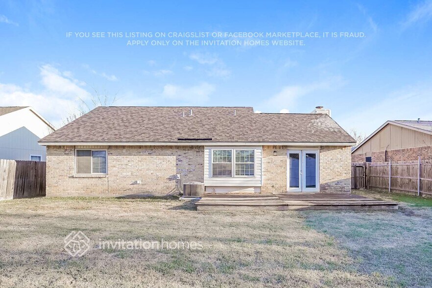 Building Photo - 4732 Scots Briar Ln