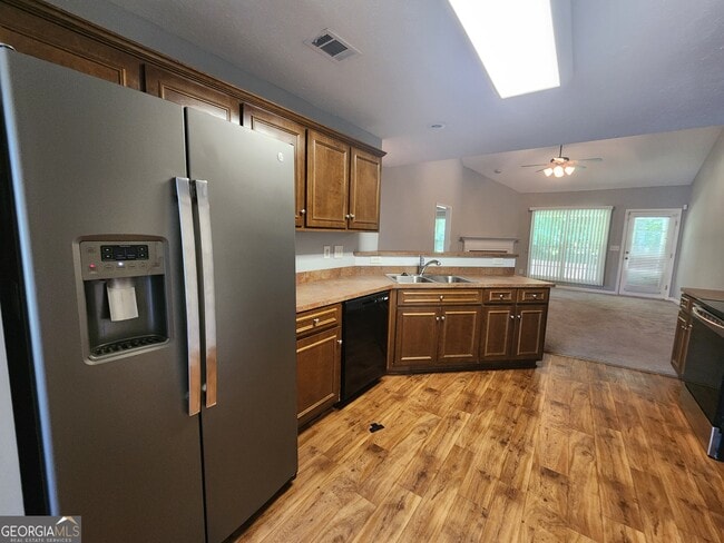 Building Photo - 8070 Santee Ct