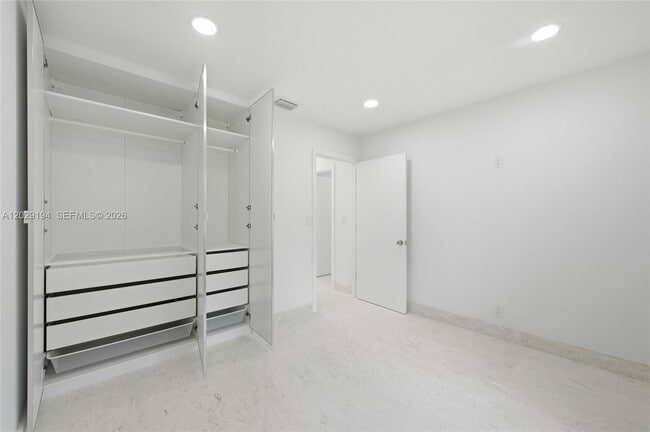 Building Photo - 22384 Thousand Pines Ln