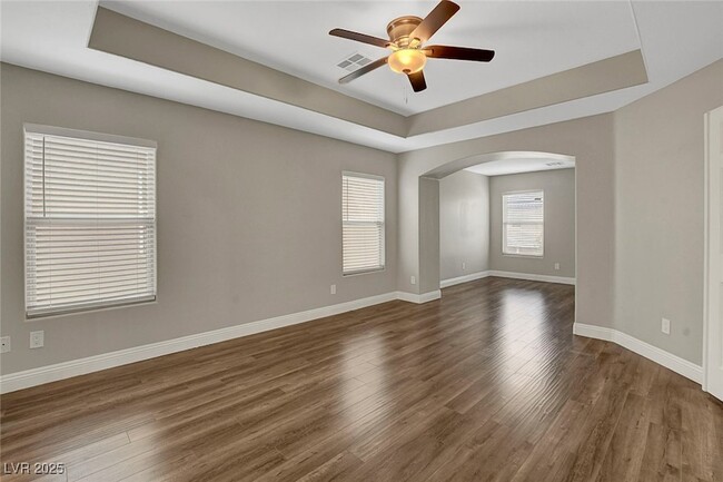 Building Photo - 9676 Grouse Grove Ave